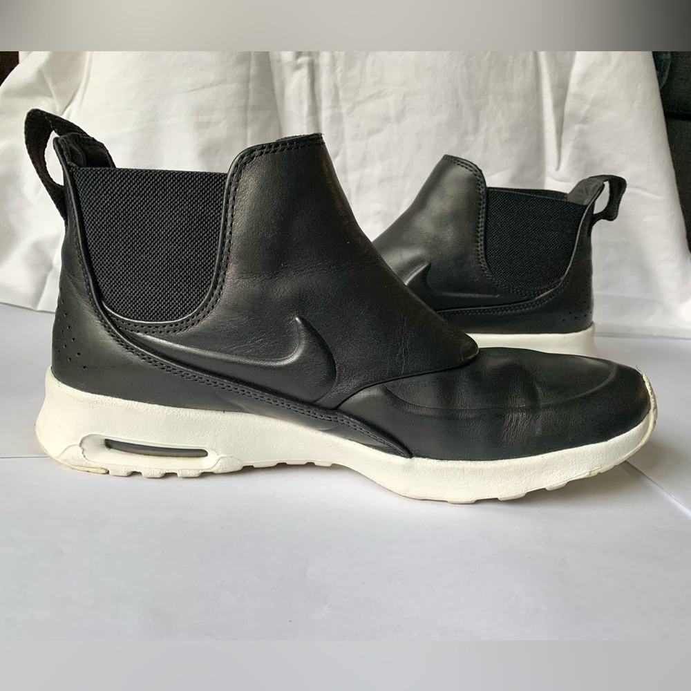 Nike Air Max Thea Mid Black Leather Slip-on Shoes Boots Women's 9.5